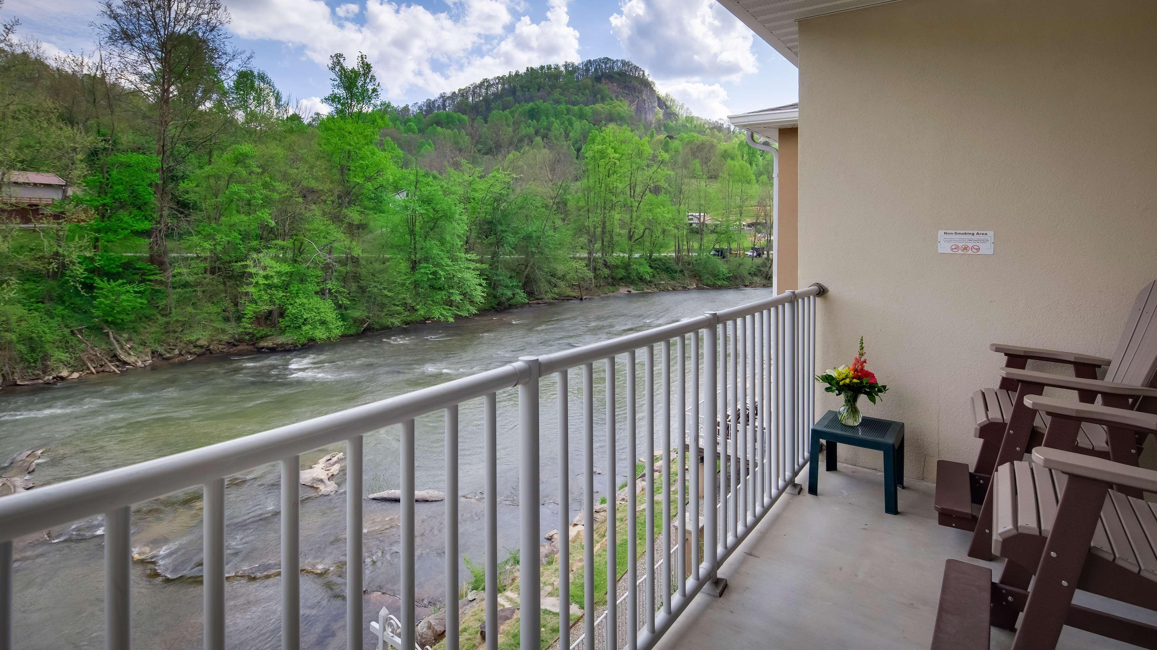 Best Western Plus River Escape Sylva / Dillsboro Zewnętrze zdjęcie