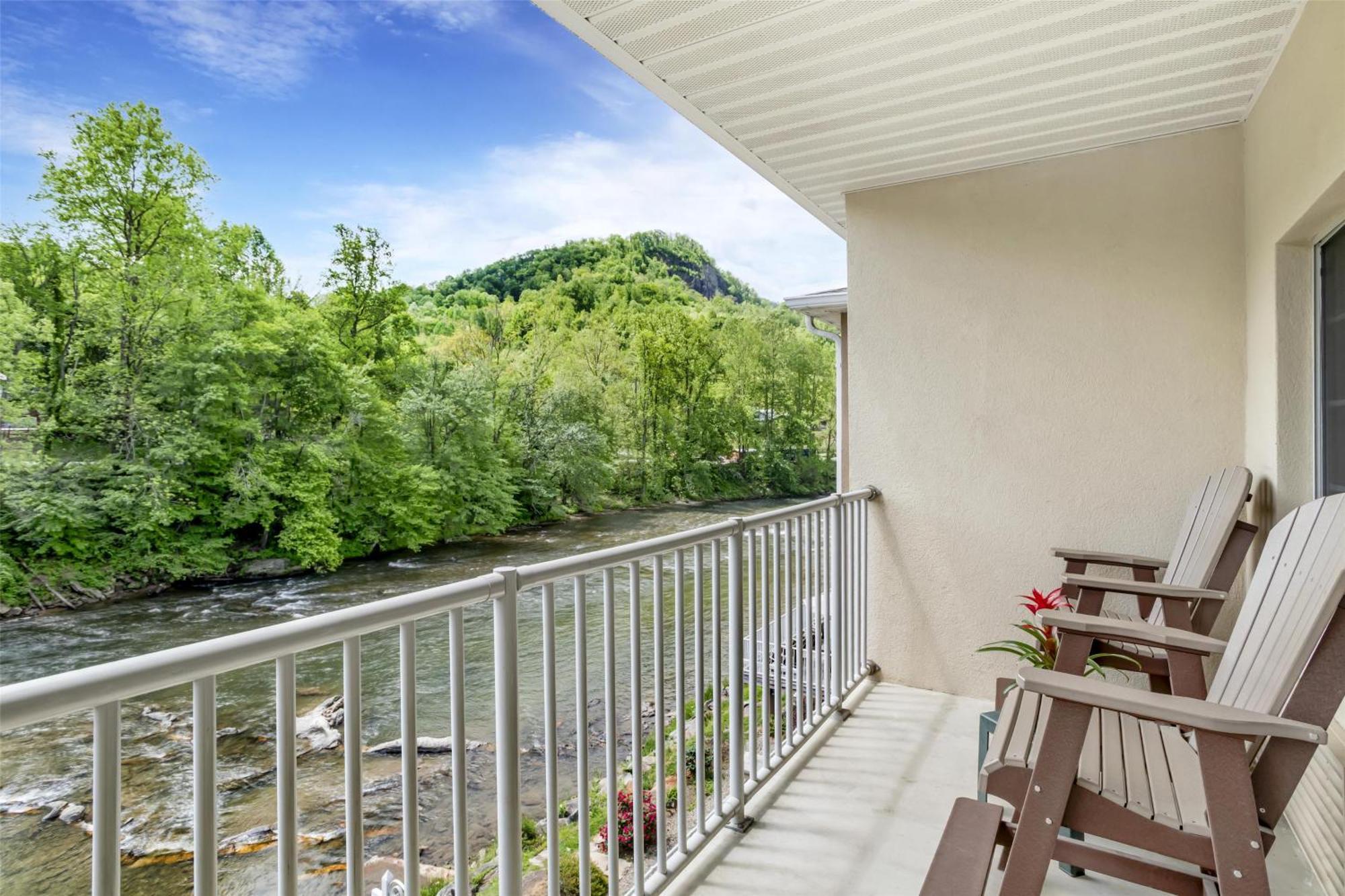 Best Western Plus River Escape Sylva / Dillsboro Zewnętrze zdjęcie