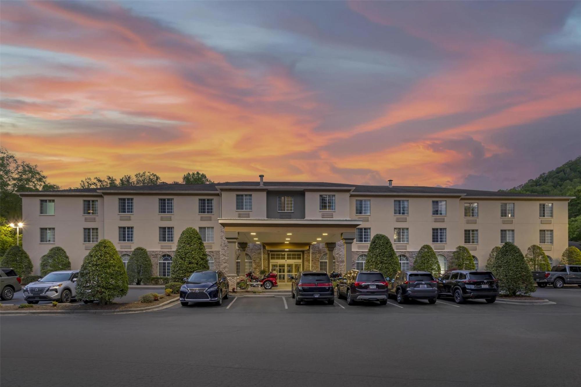 Best Western Plus River Escape Sylva / Dillsboro Zewnętrze zdjęcie