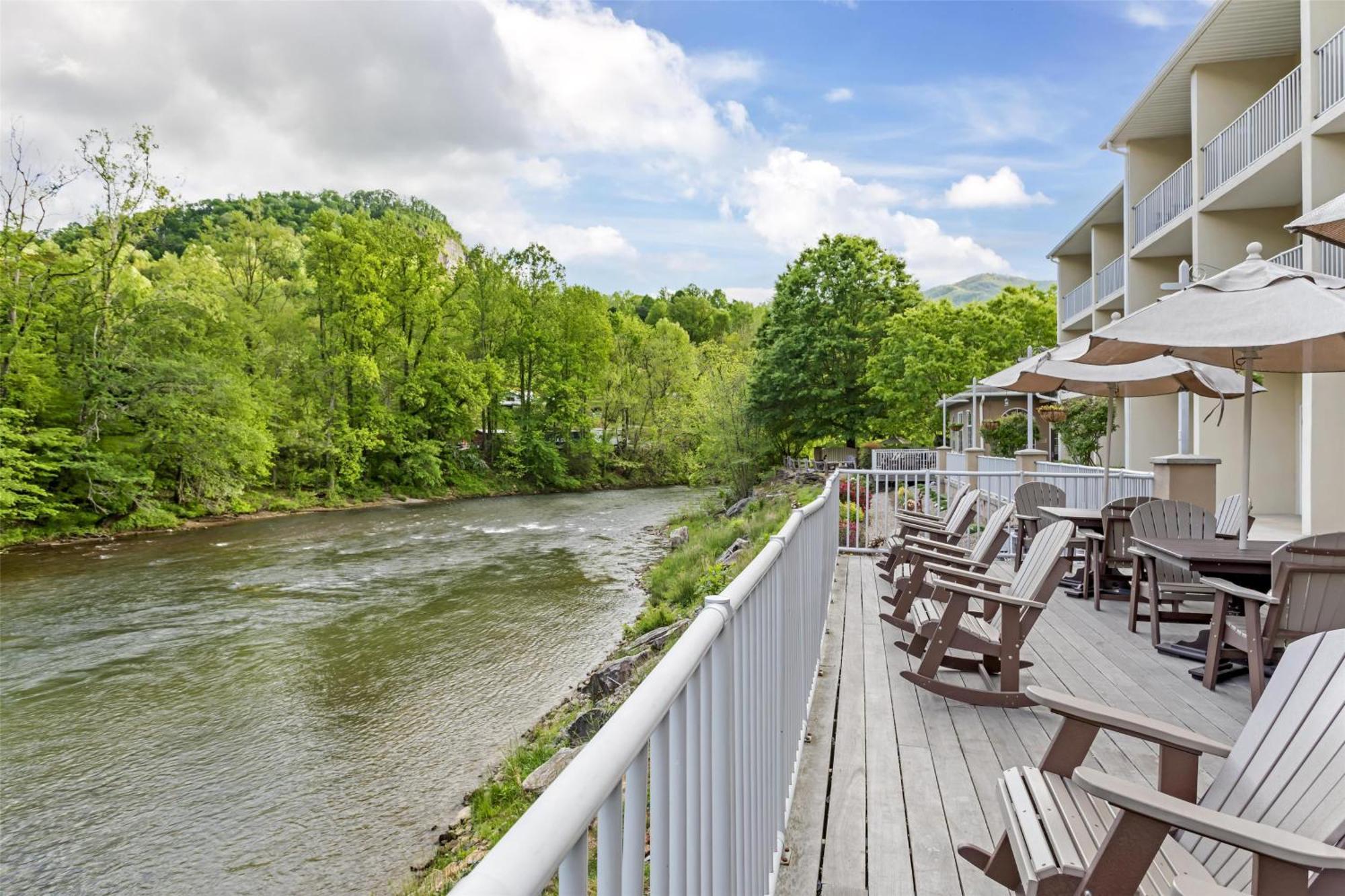 Best Western Plus River Escape Sylva / Dillsboro Zewnętrze zdjęcie