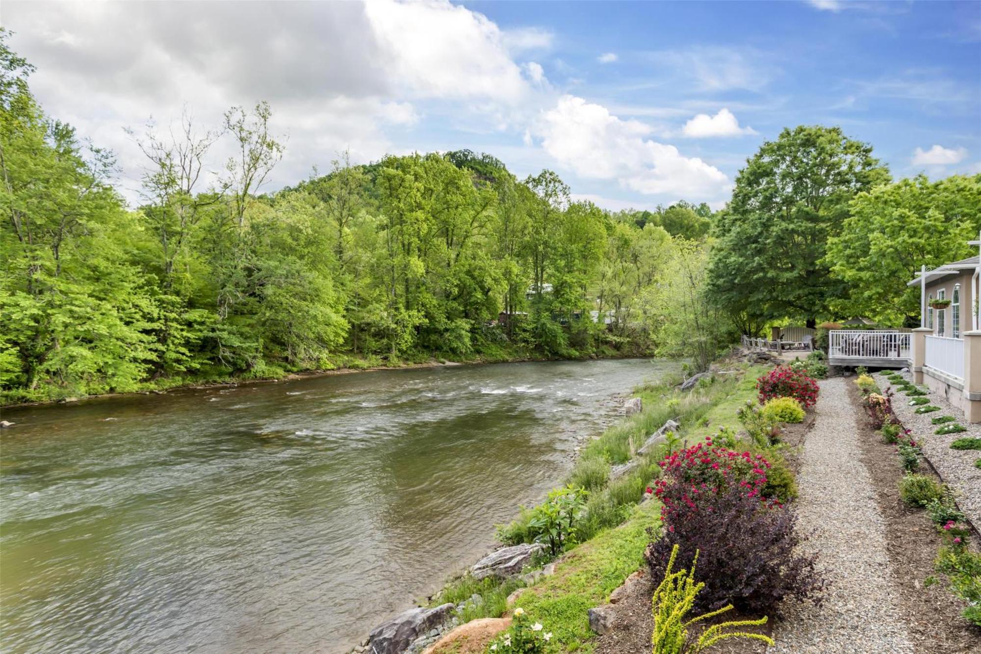 Best Western Plus River Escape Sylva / Dillsboro Zewnętrze zdjęcie